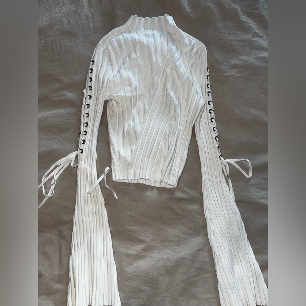 White fashion nova longsleeve
